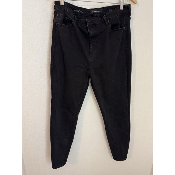 Hudson Womens Jeans High Rise Ankle Size 16/33 Black Stretch Classic Plus EUC - Picture 1 of 10